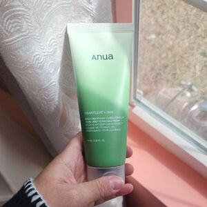 Anua Green Heartleaf + BHA Cleanser